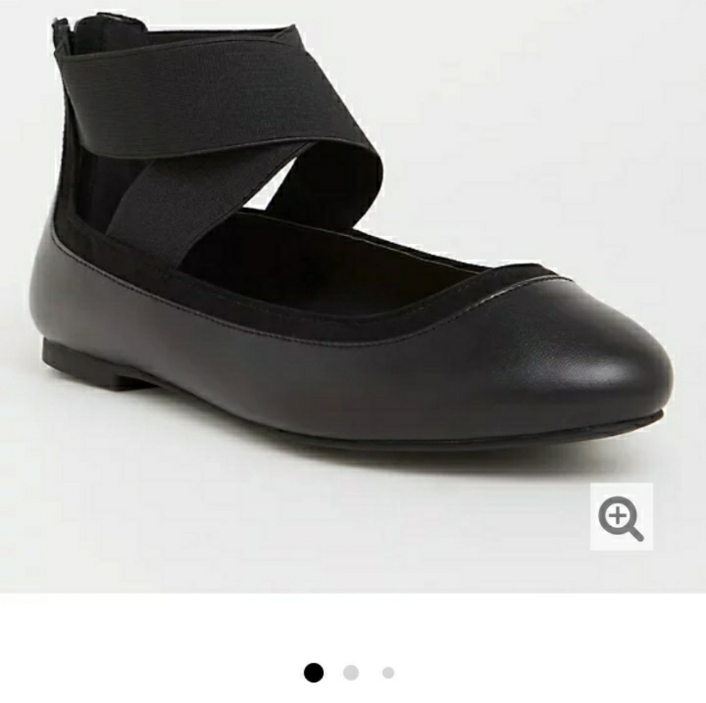 Torrid cross strap ballet flat